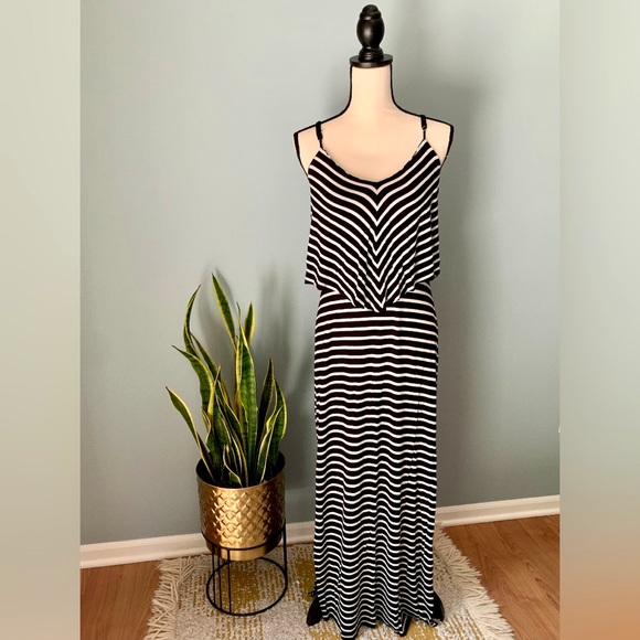 Mossimo Supply Co. Dresses & Skirts - [ Mossimo ] Black & White Striped Maxi Dress • Layered Neckline • XS